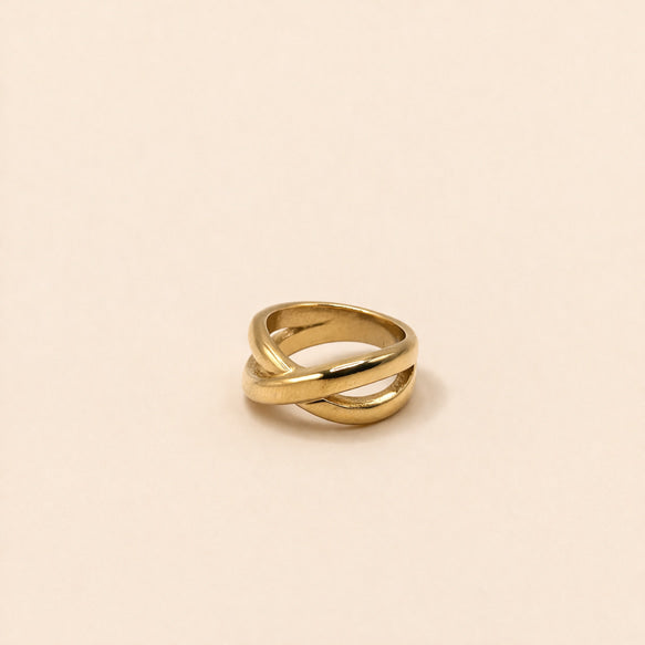 リング|クロスデザイン|サージカルステンレス│金属アレルギー対応│つけっぱなしOK │ Intercross Ring
