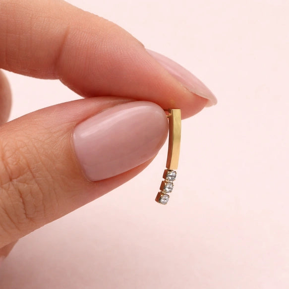 安心して頼れるスマートピアス!│金属アレルギー対応│サージカルステンレス│つけっぱなし