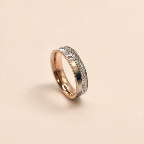 リング｜シェル｜サージカルステンレス│金属アレルギー対応│変色しにくい│気品ある Lumiere Shell Ring