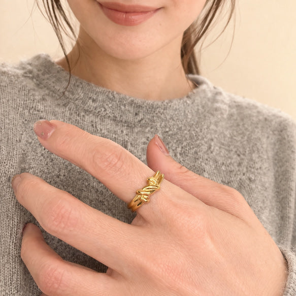 リング｜ノットデザイン｜サージカルステンレス│金アレ対応│つけっぱなしOK│頼れる Knot of Elegance Ring