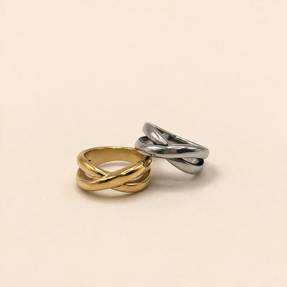 リング｜クロスデザイン｜サージカルステンレス│金属アレルギー対応│つけっぱなしOK │ Intercross Ring